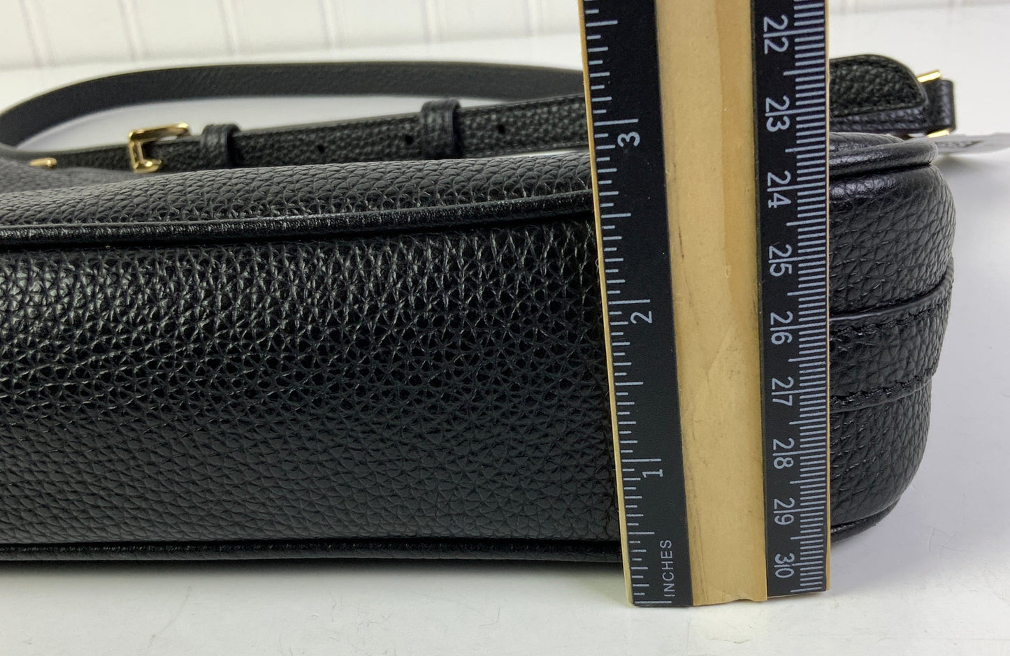 Crossbody Designer By Michael Kors In Black, Size:Small