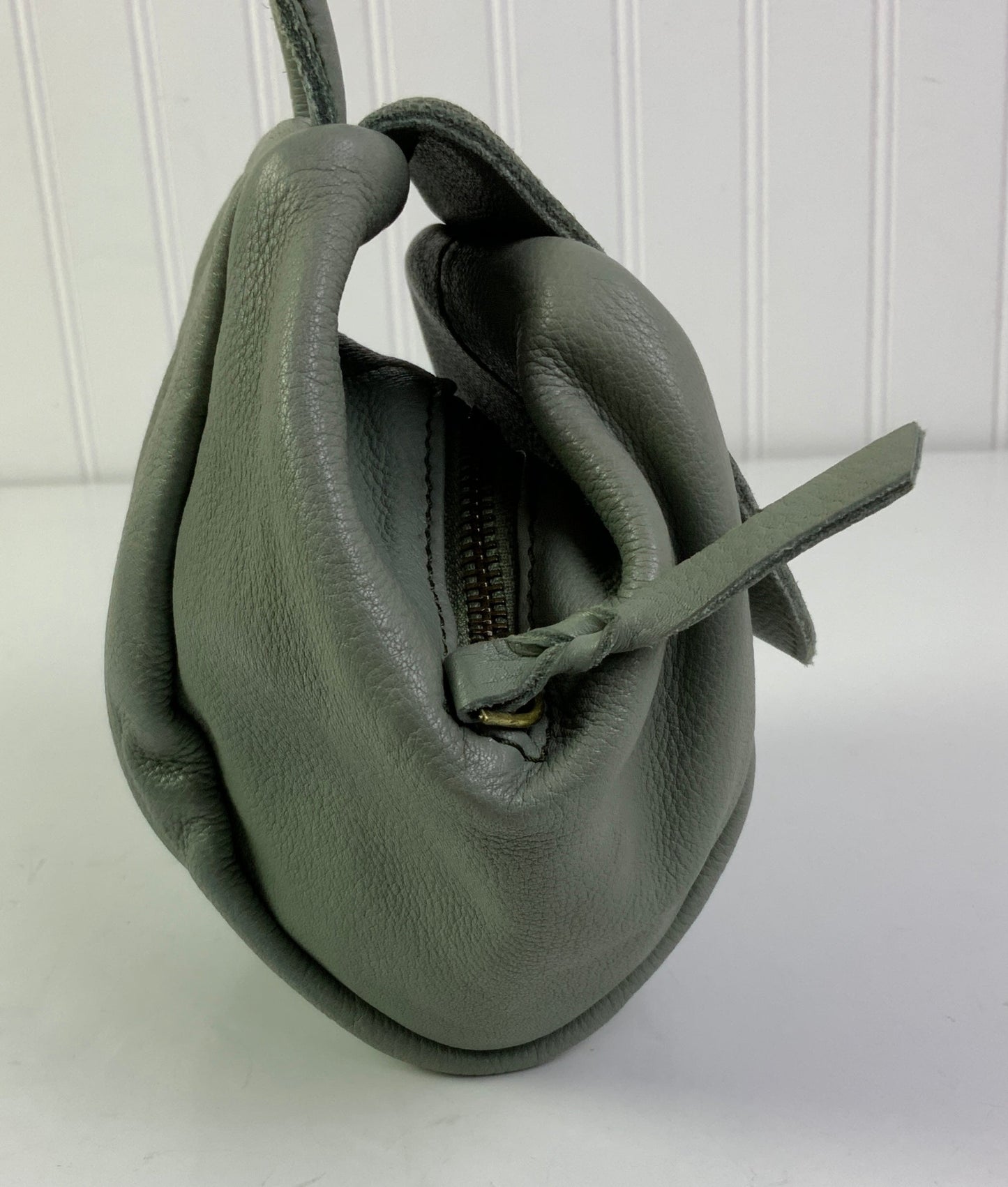 Crossbody Leather By Clothes Mentor, Size: Small