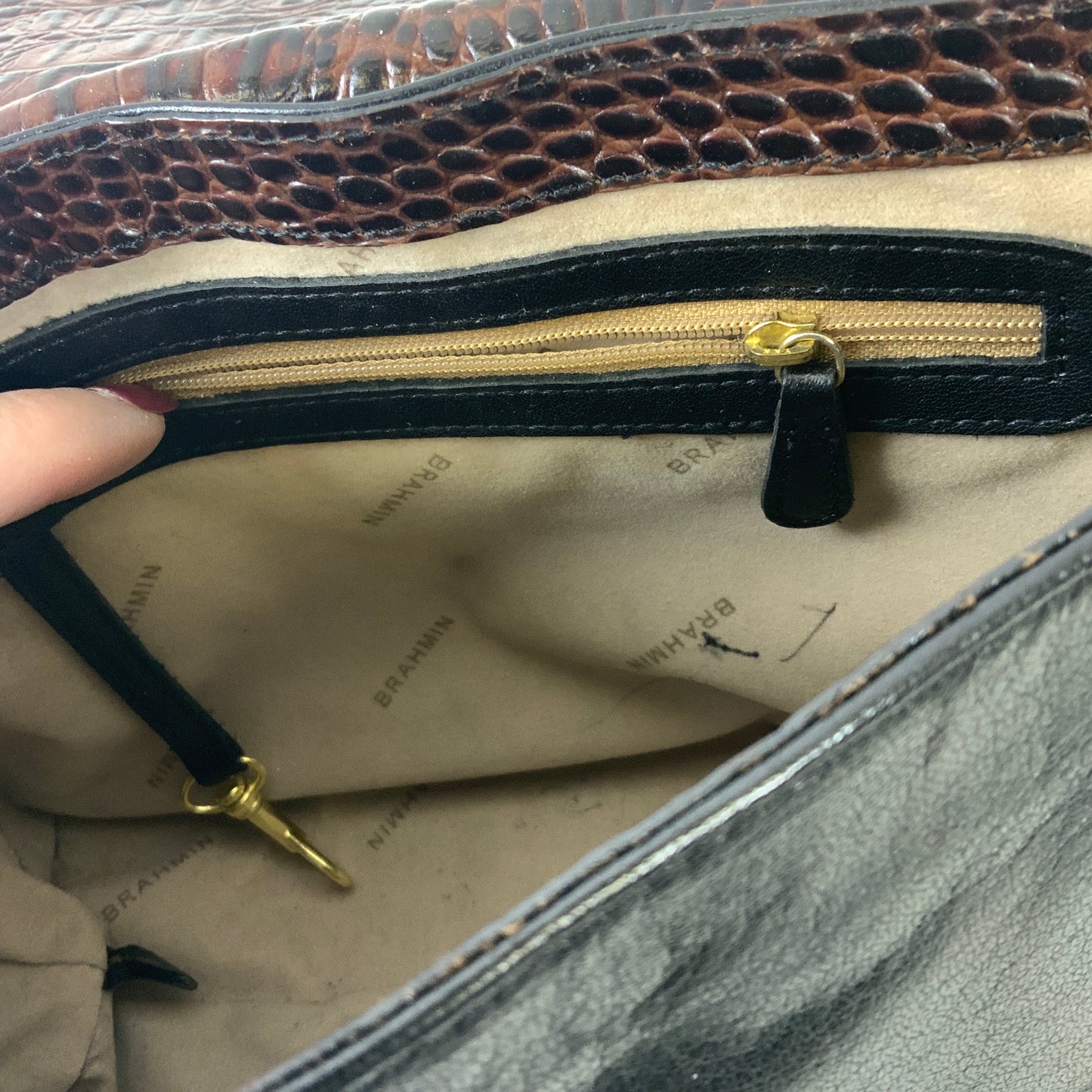 Handbag Designer By Brahmin In Black & Brown, Size:Medium