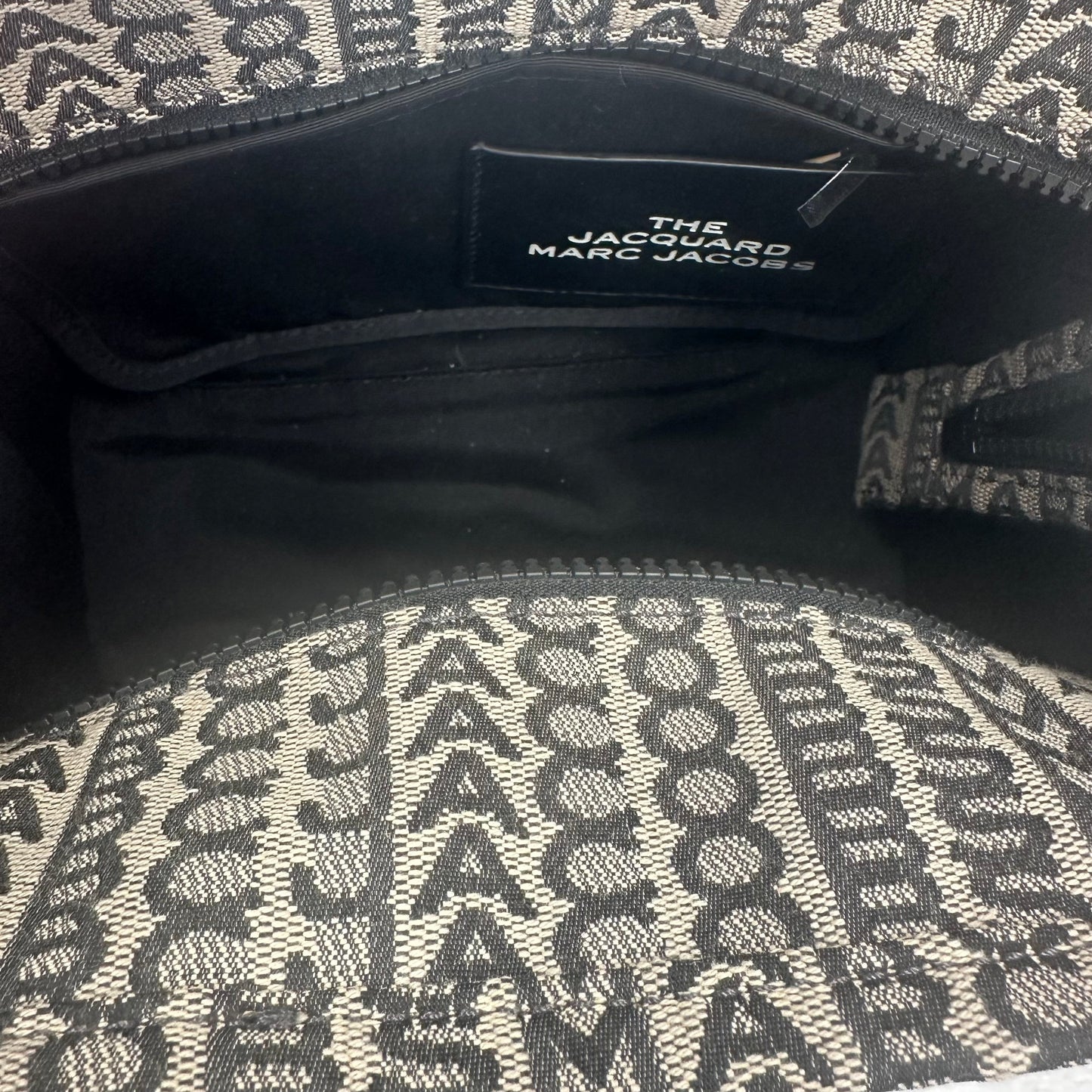 Handbag Designer By Marc Jacobs In Grey, Size:Small