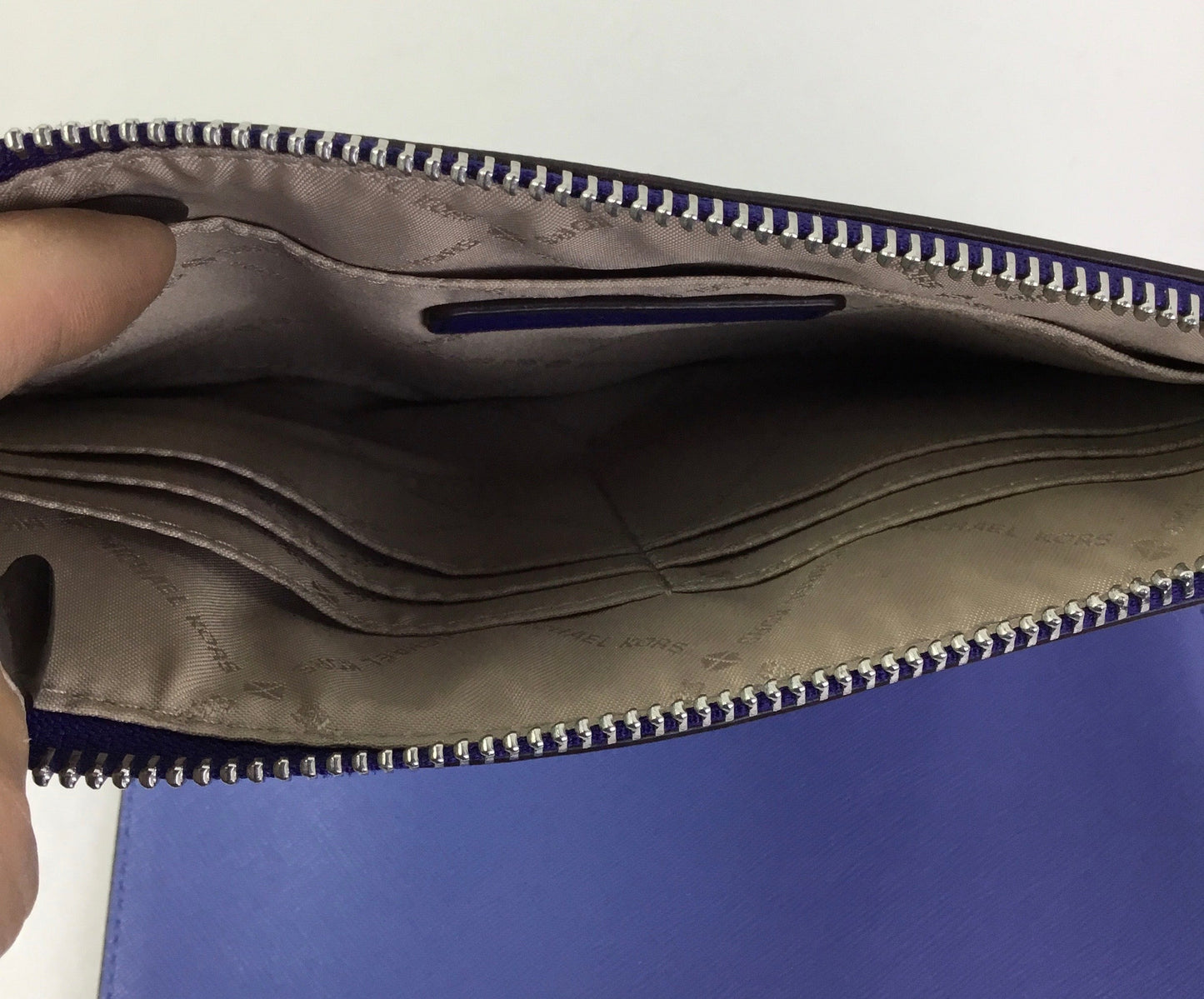 Wristlet Designer By Michael Kors, Size: Large