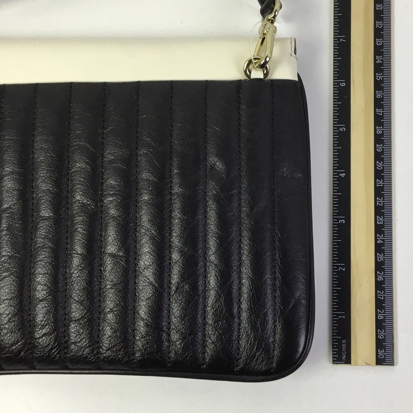 Crossbody Designer By Marc By Marc Jacobs In Black & Cream, Size:Small