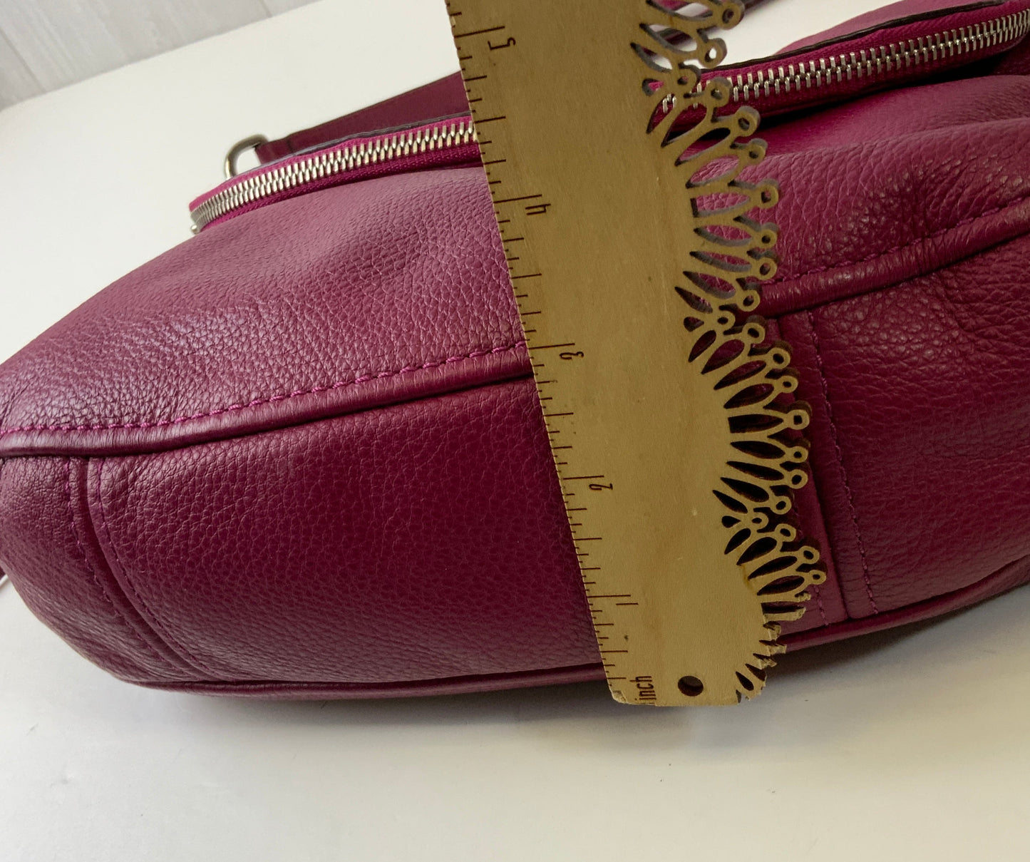 Handbag Designer By Michael Kors In Purple, Size:Medium