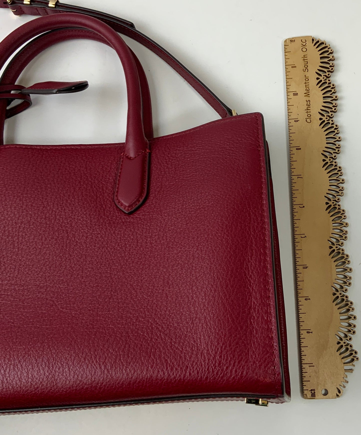 Handbag Designer By Michael Kors In Red, Size:Medium