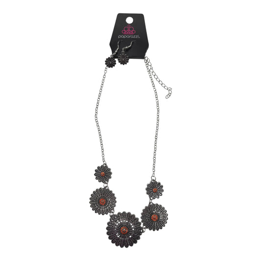 Necklace Set By Paparazzi In Silver