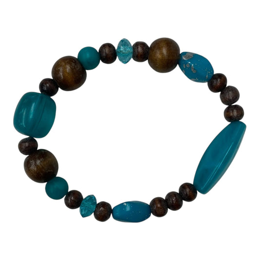 Bracelet Beaded By Clothes Mentor In Brown & Green