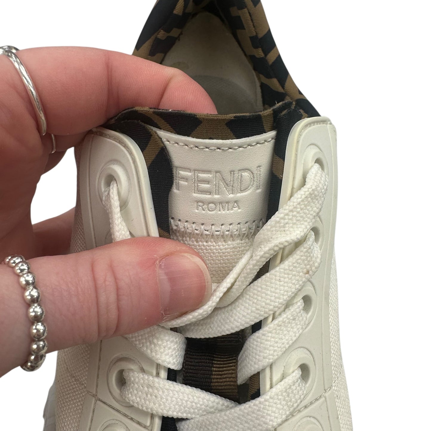 Shoes Luxury Designer By Fendi In White, Size:7.5