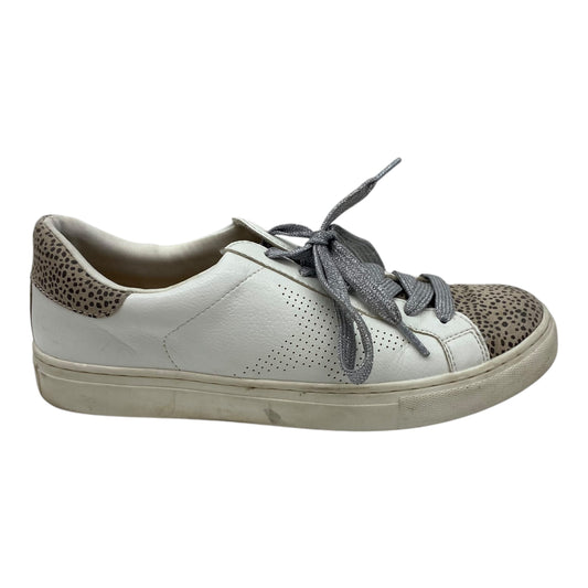 Shoes Sneakers By Universal Thread In Animal Print, Size:9