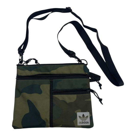 Crossbody By Adidas In Camouflage Print, Size:Medium