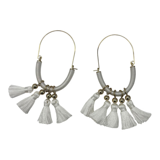 EARRINGS DANGLE/DROP by    CLOTHES MENTOR In CREAM