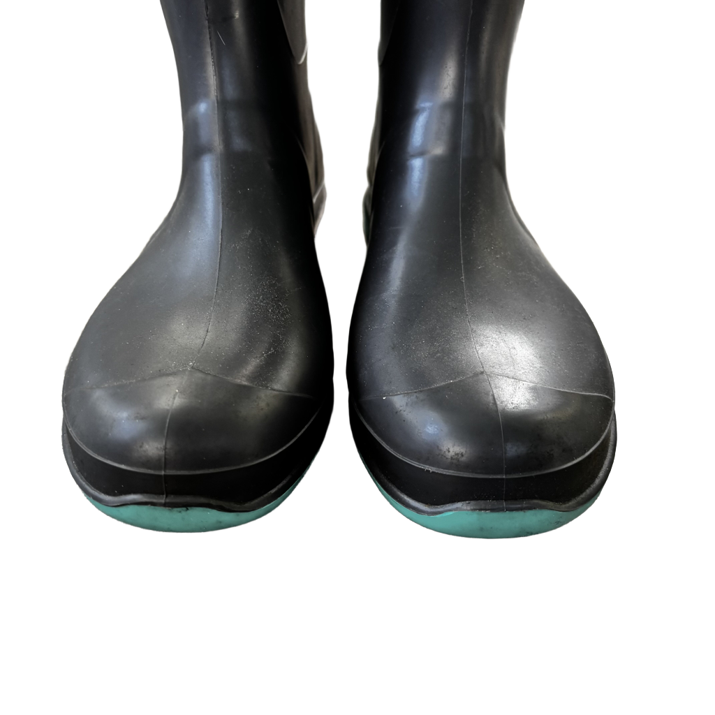 Boots Rain By Kamik  Size: 8