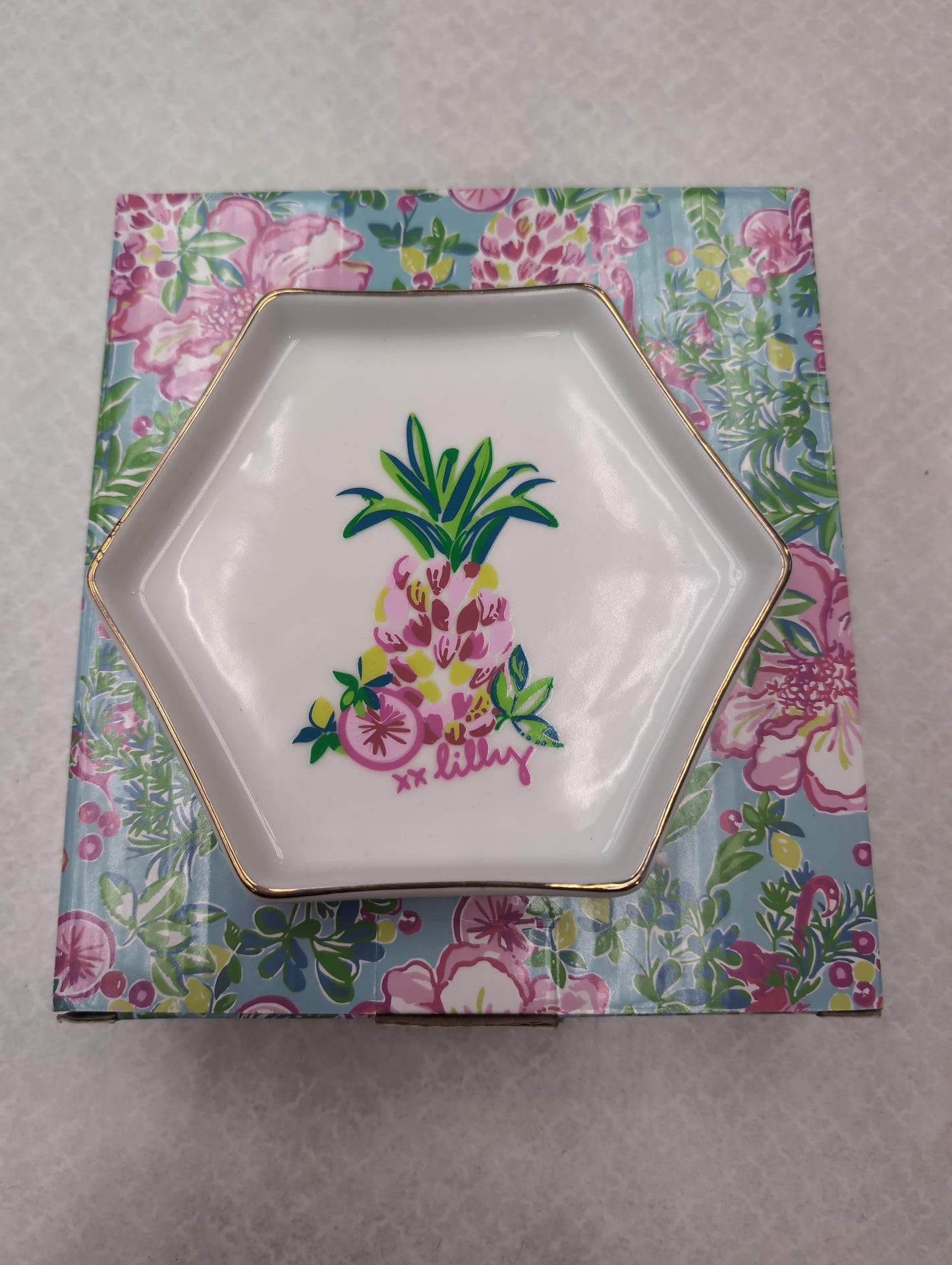 Accessory Label By Lilly Pulitzer