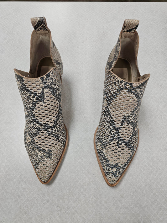 Boots Ankle Flats By Dolce Vita In Striped Pattern, Size:7.5