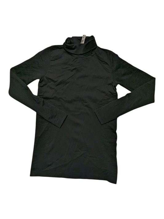 Athletic Top Ls Collar By Athleta In Black, Size:M
