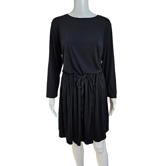 Dress Casual Short By J Jill  Size: L